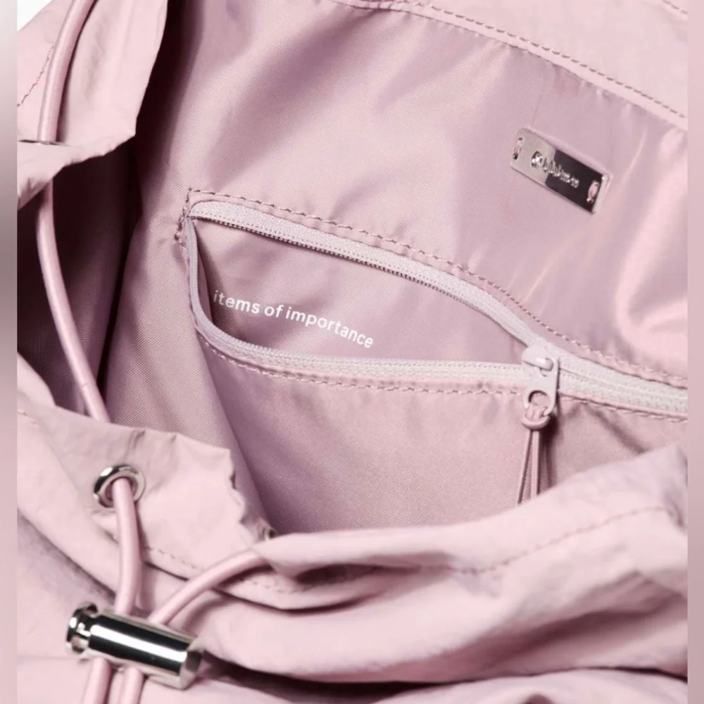 Lululemon On my Level Rucksack Vol 18L in Pink Soft Girl Athleisure